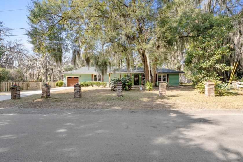 Enjoy Lowcountry living in this well-maintained 3-bedroom - Beach Home for sale in Beaufort, South Carolina on Beachhouse.com