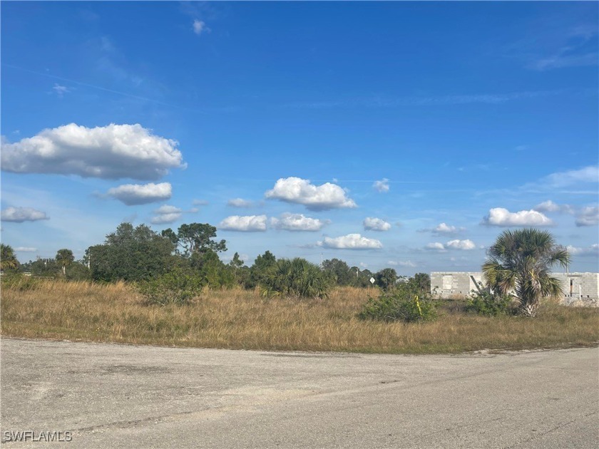 AMAZING LOCATION just of SR82. Cleared, oversized .28 acre flat - Beach Lot for sale in Lehigh Acres, Florida on Beachhouse.com