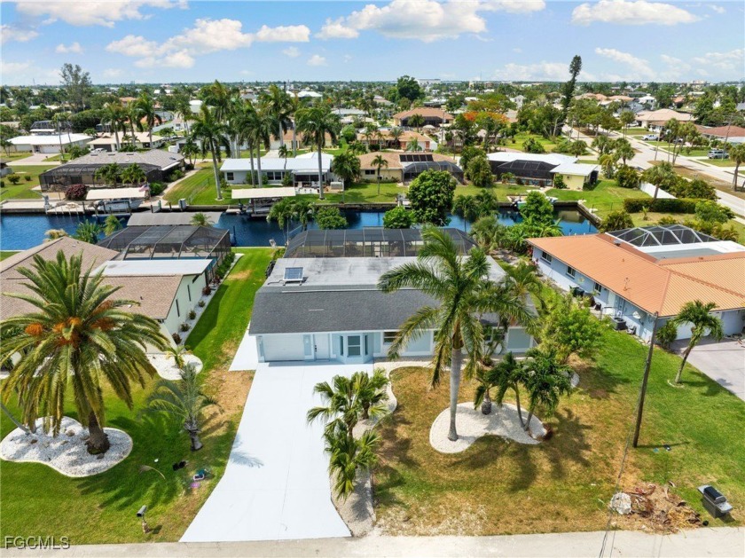 With an incredibly busy season booked up with Guests, we decided - Beach Home for sale in Cape Coral, Florida on Beachhouse.com