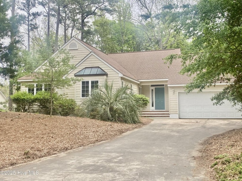 Experience the essence of coastal living in this well maintained - Beach Home for sale in Pine Knoll Shores, North Carolina on Beachhouse.com