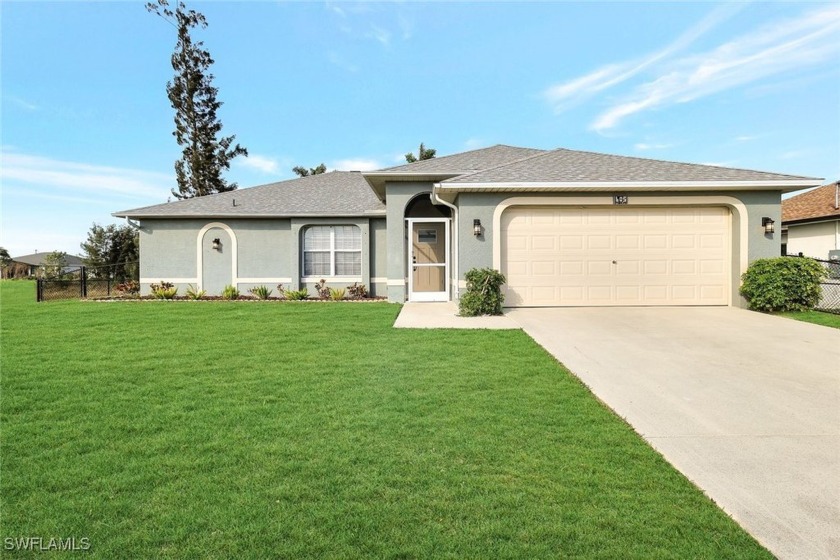 Welcome to paradise! Waterfront pool home with 4 bedrooms and 2 - Beach Home for sale in Cape Coral, Florida on Beachhouse.com