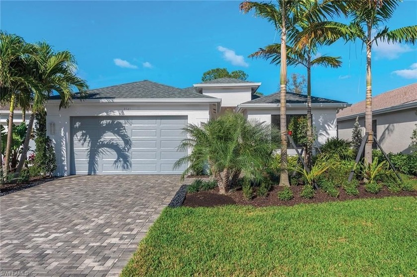 Welcome to Valencia Harbor, a premier 55+ community with no CDD - Beach Home for sale in Fort Myers, Florida on Beachhouse.com
