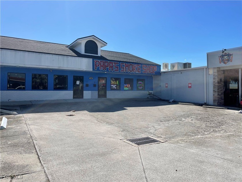 Desirable Location in Downtown Cape Coral!!! This property is - Beach Commercial for sale in Cape Coral, Florida on Beachhouse.com
