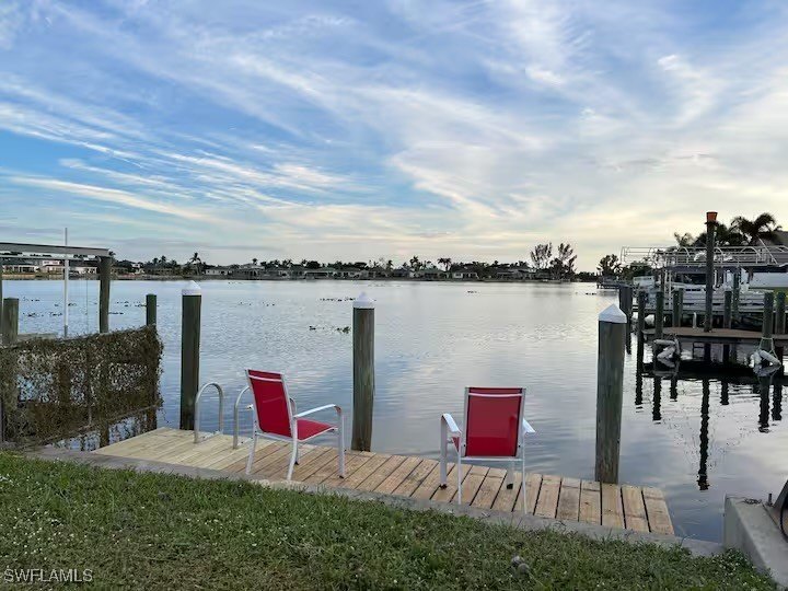 A MILLION DOLLAR VIEW!!! This exceptional 3-bedroom, 2-bathroom - Beach Home for sale in Cape Coral, Florida on Beachhouse.com