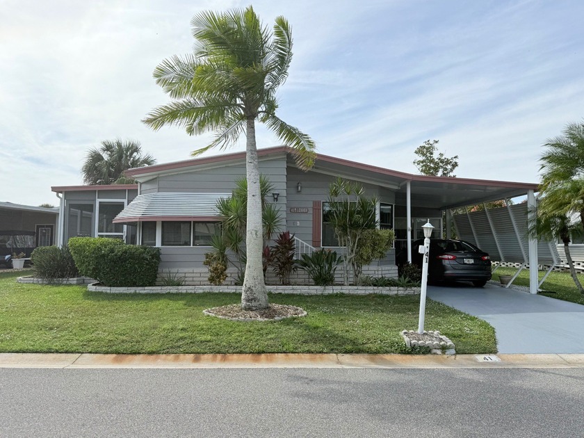 Vero Palm Estates is an active, pet-friendly 55+ community - Beach Home for sale in Vero Beach, Florida on Beachhouse.com