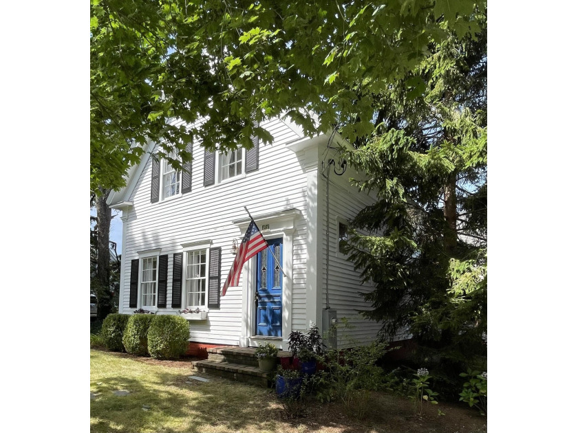 Tucked away on Oak Street, nestled amongst the trees, this - Beach Home for sale in Harwich, Massachusetts on Beachhouse.com