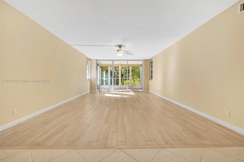 Beautiful three bedroom, two and half bath top floor home with - Beach Condo for sale in Pompano Beach, Florida on Beachhouse.com