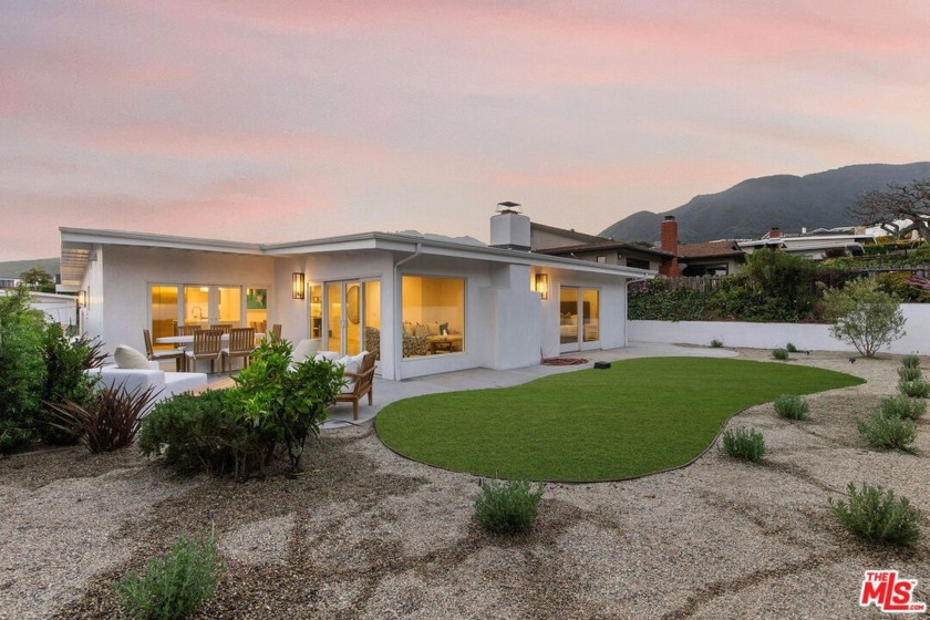 Stunning Mid-Century Gem with Ocean Views - Beach Home for sale in Malibu, California on Beachhouse.com