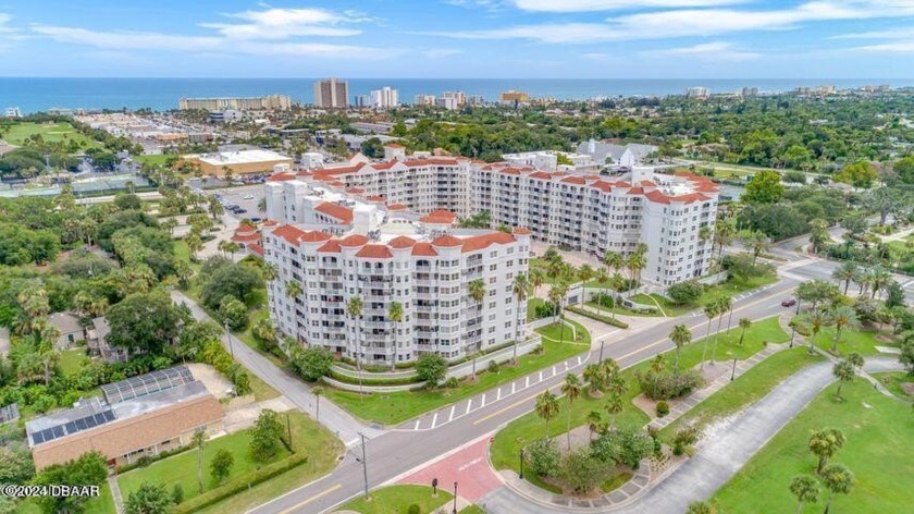 Welcome to this superb first-floor condo unit, conveniently - Beach Condo for sale in Ormond Beach, Florida on Beachhouse.com