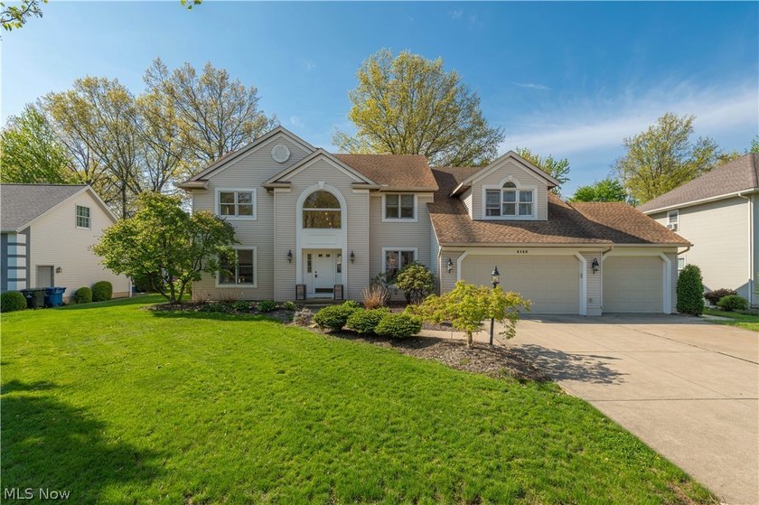 Nestled in the highly sought-after Edison Estates of Vermilion - Beach Home for sale in Vermilion, Ohio on Beachhouse.com