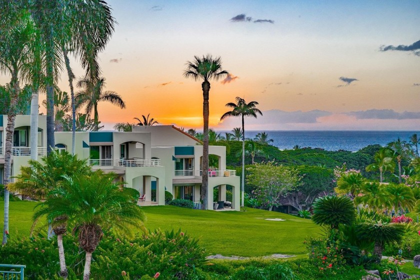 Experience breathtaking ocean views and unforgettable sunsets - Beach Condo for sale in Kihei, Hawaii on Beachhouse.com