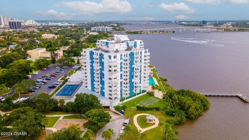 This is a hidden gem in Daytona Beach! Bayshore Condos seems to - Beach Condo for sale in Daytona Beach, Florida on Beachhouse.com