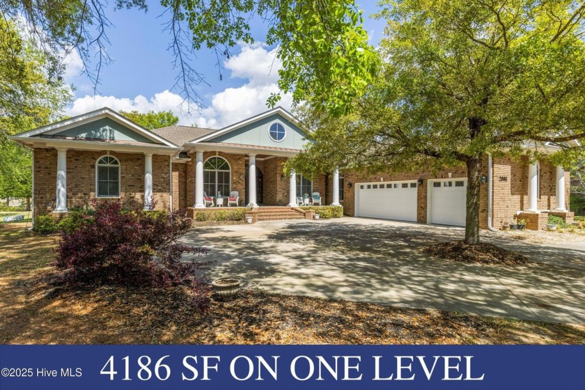 Welcome to your dream coastal retreat! Nestled on the tranquil - Beach Home for sale in Southport, North Carolina on Beachhouse.com