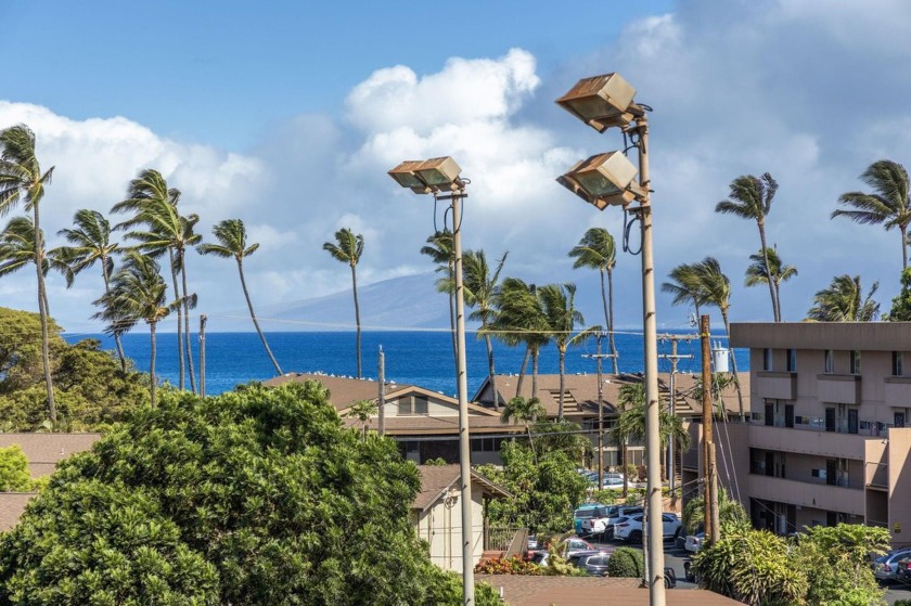 This is it!! Top floor affordably priced charming studio - Beach Condo for sale in Lahaina, Hawaii on Beachhouse.com