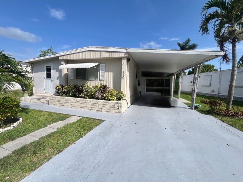 Land is not included in the sale. Nestled in a vibrant senior - Beach Lot for sale in Davie, Florida on Beachhouse.com