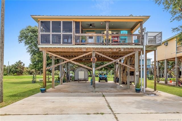 Experience coastal living at 175 Seaward Ave. This charming - Beach Home for sale in Cameron, Louisiana on Beachhouse.com