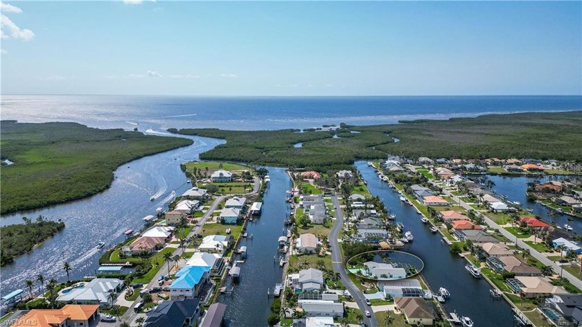 The quickest boating access to the Charlotte Harbor with over - Beach Home for sale in Punta Gorda, Florida on Beachhouse.com