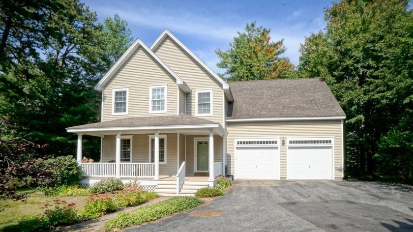 Seller concessions offered. This very well maintained colonial - Beach Home for sale in Old Orchard Beach, Maine on Beachhouse.com