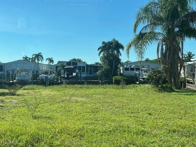 Waterfront Lot minutes to River! Located Old Bridge Village - Beach Lot for sale in North Fort Myers, Florida on Beachhouse.com