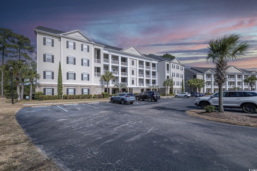 Located in the heart of Murrells Inlet, this top-floor villa - Beach Condo for sale in Murrells Inlet, South Carolina on Beachhouse.com