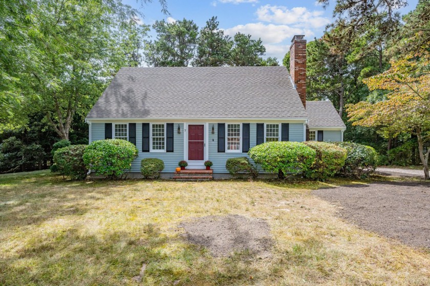 Welcome to 7 Arrowood Drive, a classic Cape Cod 3-bedroom - Beach Home for sale in Eastham, Massachusetts on Beachhouse.com