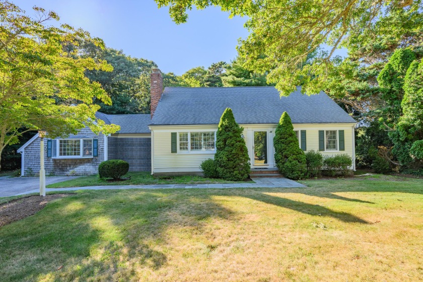 Must see, spacious, lovely home in the sought-after village of - Beach Home for sale in Osterville, Massachusetts on Beachhouse.com