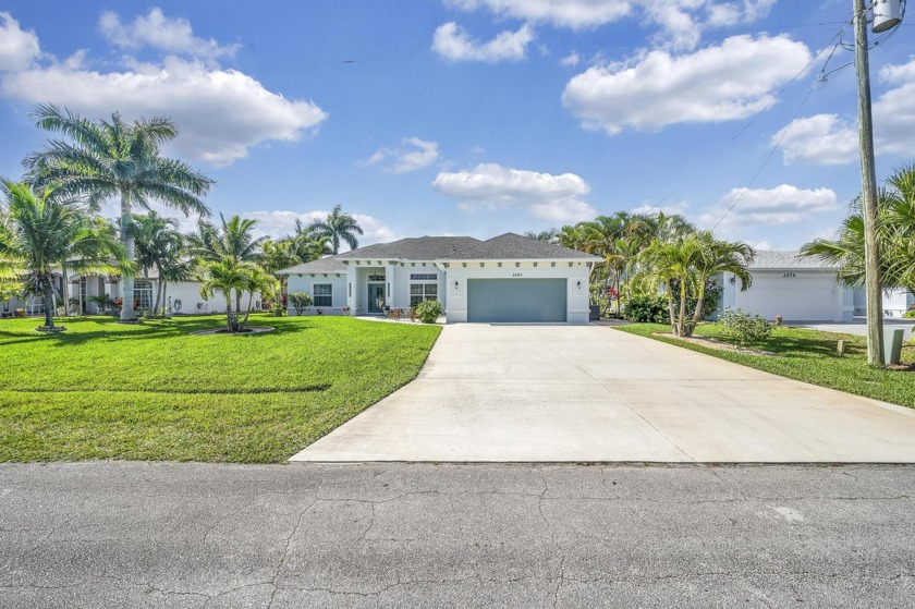 Welcome to your Dream FL Oasis, where luxury & convenience - Beach Home for sale in Port Saint Lucie, Florida on Beachhouse.com