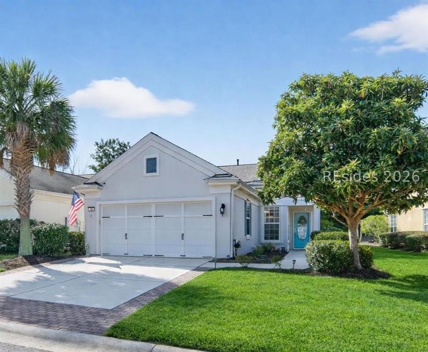 Welcome to easy living in the heart of Sun City, one of the - Beach Home for sale in Bluffton, South Carolina on Beachhouse.com