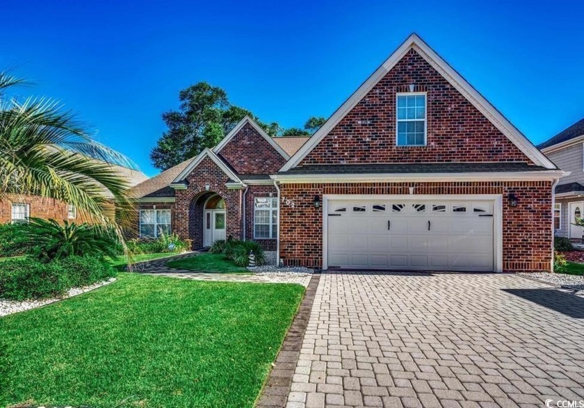 ALL BRICK HOME JUST TWO BLOCKS FROM THE ATLANTIC OCEAN IN GATED - Beach Home for sale in North Myrtle Beach, South Carolina on Beachhouse.com