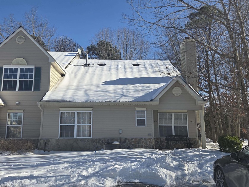Quiet and peaceful end-unit condo nestled in Timberglen. The - Beach Condo for sale in Mays Landing, New Jersey on Beachhouse.com