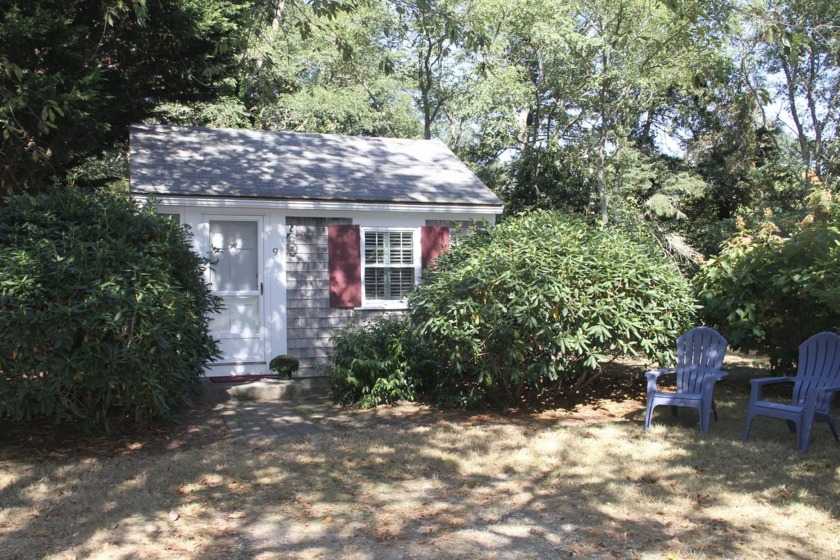 This seasonal studio condo cottage has been completely - Beach Condo for sale in Eastham, Massachusetts on Beachhouse.com