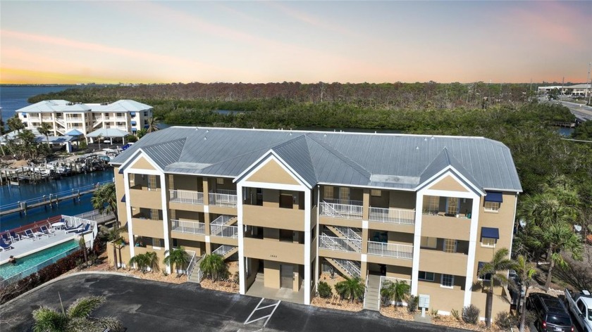 HUGE PRICE IMPROVEMENT!!!  MOTIVATED SELLERS say BRING ALL - Beach Condo for sale in Englewood, Florida on Beachhouse.com