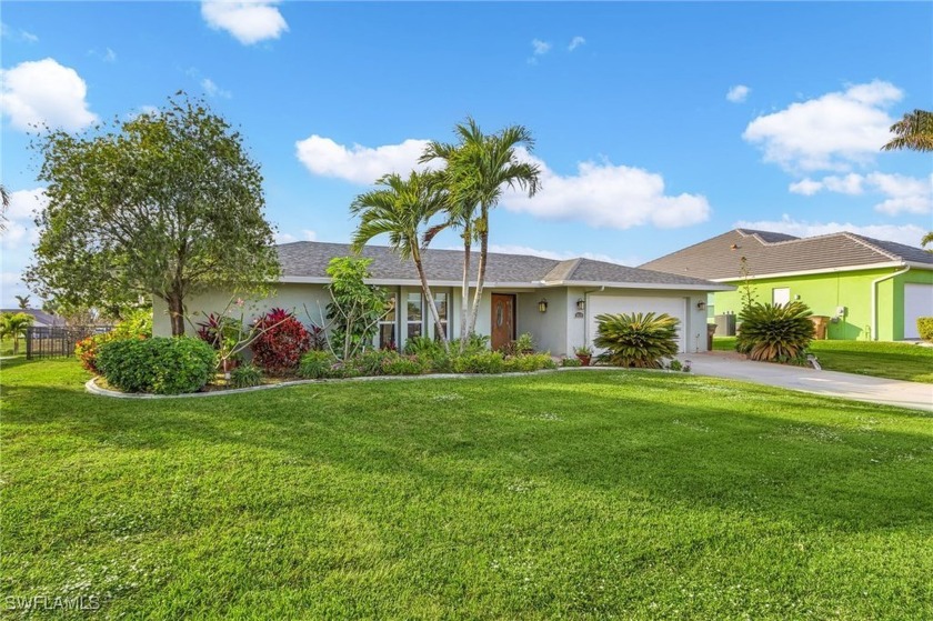 Amazing 3bed 2bath TURNKEY pool home, DIRECT GULF ACCESS, 5 min - Beach Home for sale in Cape Coral, Florida on Beachhouse.com