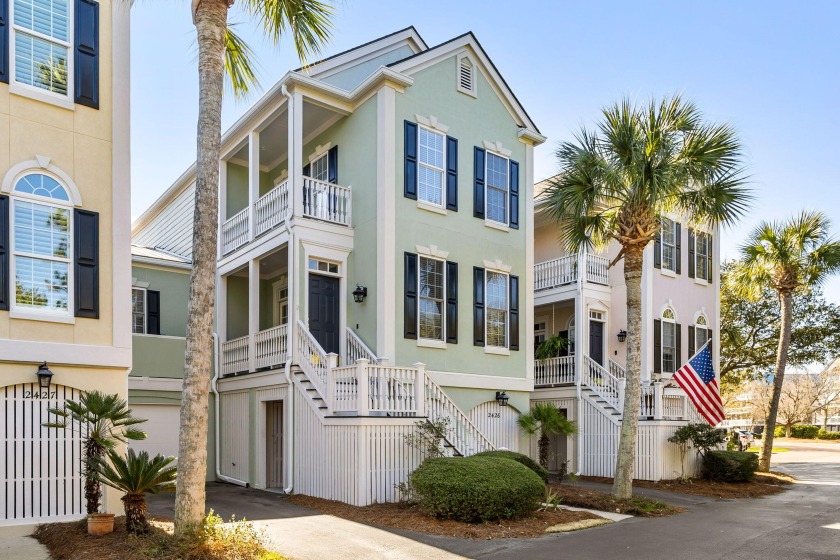 Classic ''Charleston Single'' style townhome with stunning lake - Beach Home for sale in Seabrook Island, South Carolina on Beachhouse.com