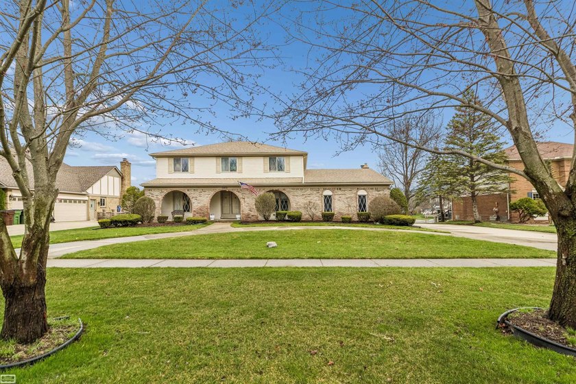 Multiple Offers are in:  Highest and Best due by 4:00pm on - Beach Home for sale in Shelby, Michigan on Beachhouse.com