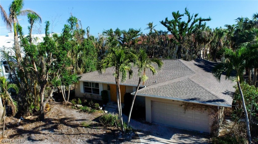 Rarely available East End 3/3/2 pool home! Build your dream home - Beach Home for sale in Sanibel, Florida on Beachhouse.com