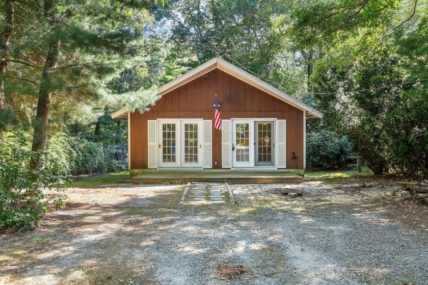 A perfect cottage for year round living in a waterfront - Beach Home for sale in East Falmouth, Massachusetts on Beachhouse.com