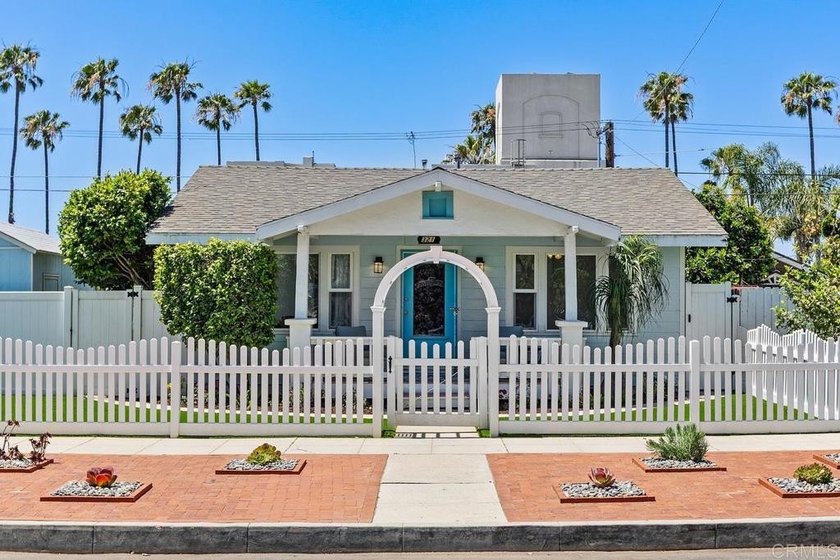 Exceptional coastal investment opportunity just one block off - Beach Home for sale in Oceanside, California on Beachhouse.com