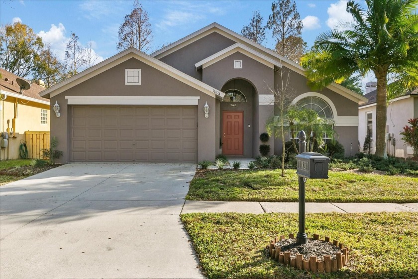 Desirable SHIRES of WESTCHASE!  This beautiful 4/2 home comes - Beach Home for sale in Tampa, Florida on Beachhouse.com