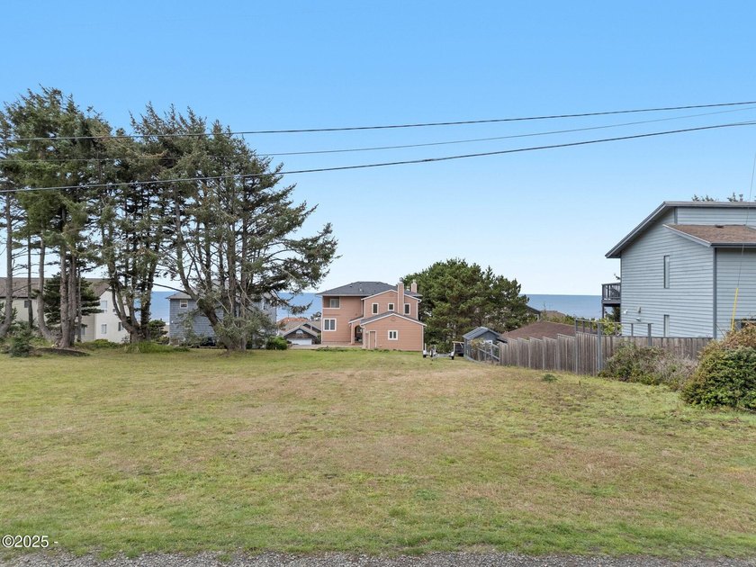 OCEAN VIEWS, FLAT LAND ready to build An extraordinary - Beach Lot for sale in Lincoln City, Oregon on Beachhouse.com