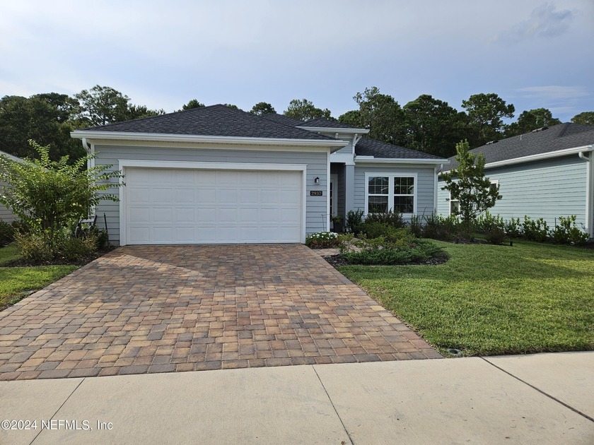 Beautiful move in ready home in Granary Park subdivision with - Beach Home for sale in Green Cove Springs, Florida on Beachhouse.com