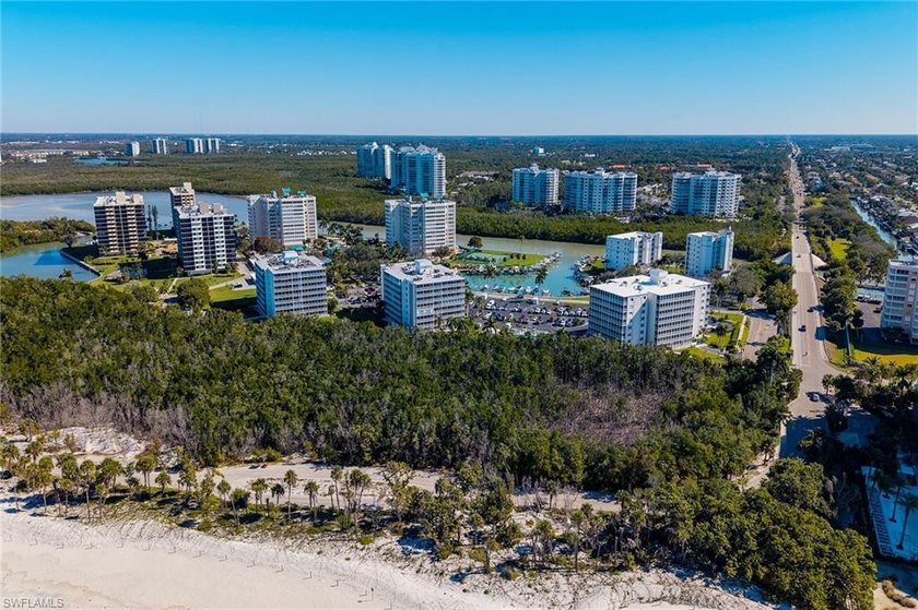 Experience coastal luxury in this beautifully appointed - Beach Condo for sale in Naples, Florida on Beachhouse.com