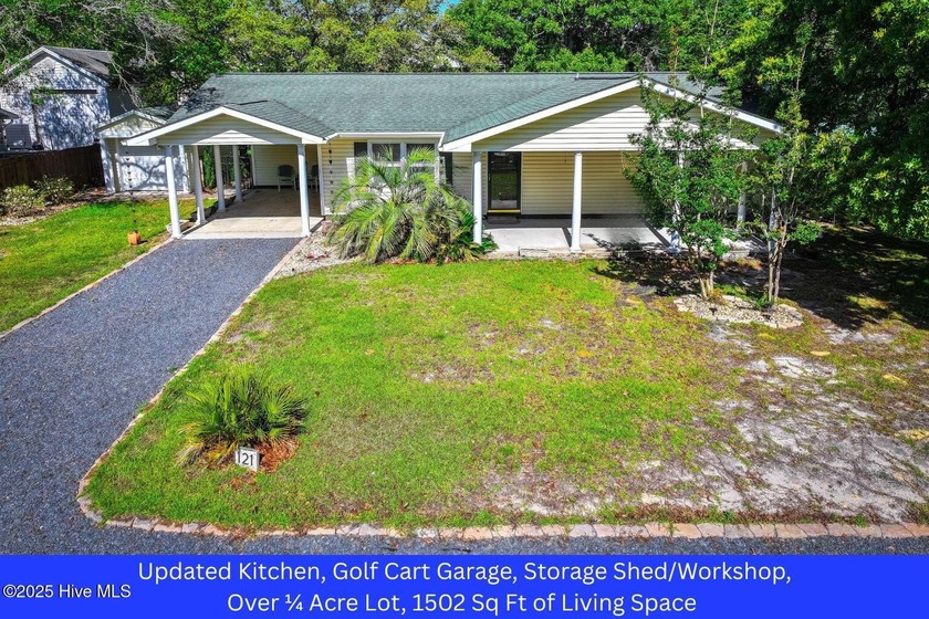 Great Location! Extra-Large Lot! 1,502 Sq Ft of Coastal Comfort! - Beach Home for sale in Oak Island, North Carolina on Beachhouse.com