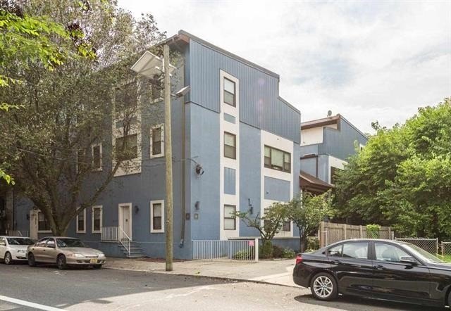 Renovated one bedroom condo in downtown Hoboken with private - Beach Condo for sale in Hoboken, New Jersey on Beachhouse.com