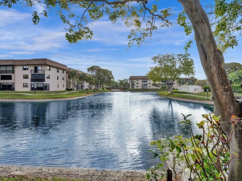 A Completely *RENOVATED and TASTEFULLY FURNISHED* move in ready - Beach Condo for sale in Tamarac, Florida on Beachhouse.com