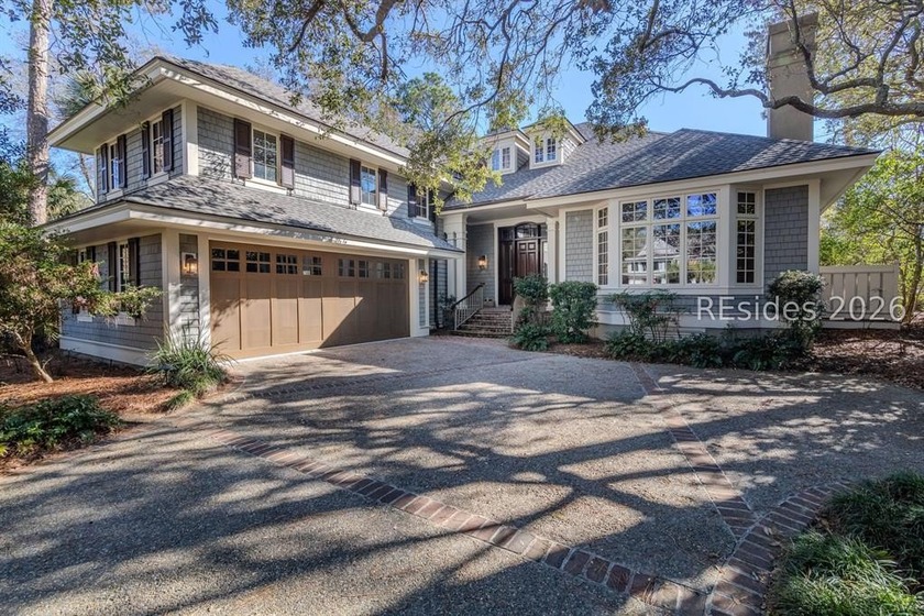 A custom-built oceanfront home that is defined by exceptional - Beach Home for sale in Hilton Head Island, South Carolina on Beachhouse.com