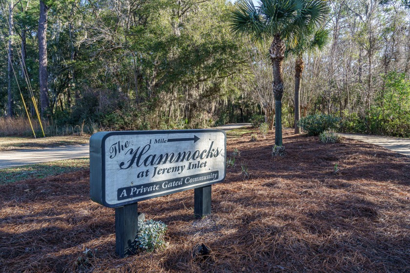 Secluded homesite in gated restricted community 5 minutes' drive - Beach Lot for sale in Edisto Island, South Carolina on Beachhouse.com