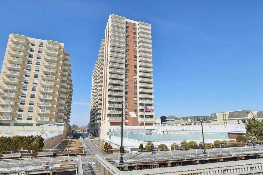 **RARE CORNER UNIT** at the sought after Berkley Condominiums! - Beach Condo for sale in Atlantic City, New Jersey on Beachhouse.com