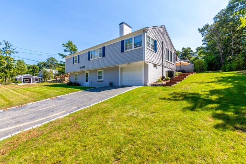 Renovated 4 bedroom/2 bath Raised Ranch with deeded beach rights - Beach Home for sale in South Dennis, Massachusetts on Beachhouse.com