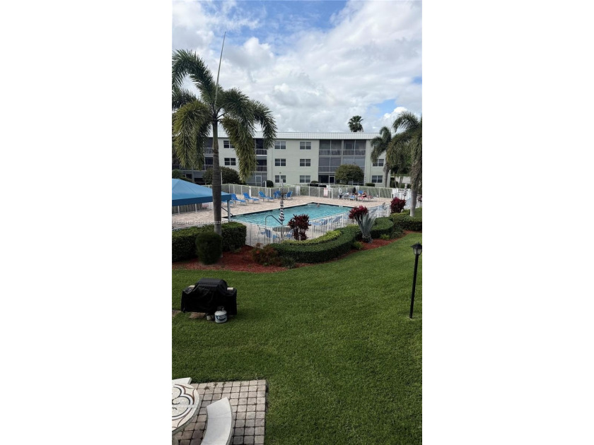 Beautifully remodeled 2-bedroom, 2-bath  located on the 2ND - Beach Condo for sale in Boca Raton, Florida on Beachhouse.com